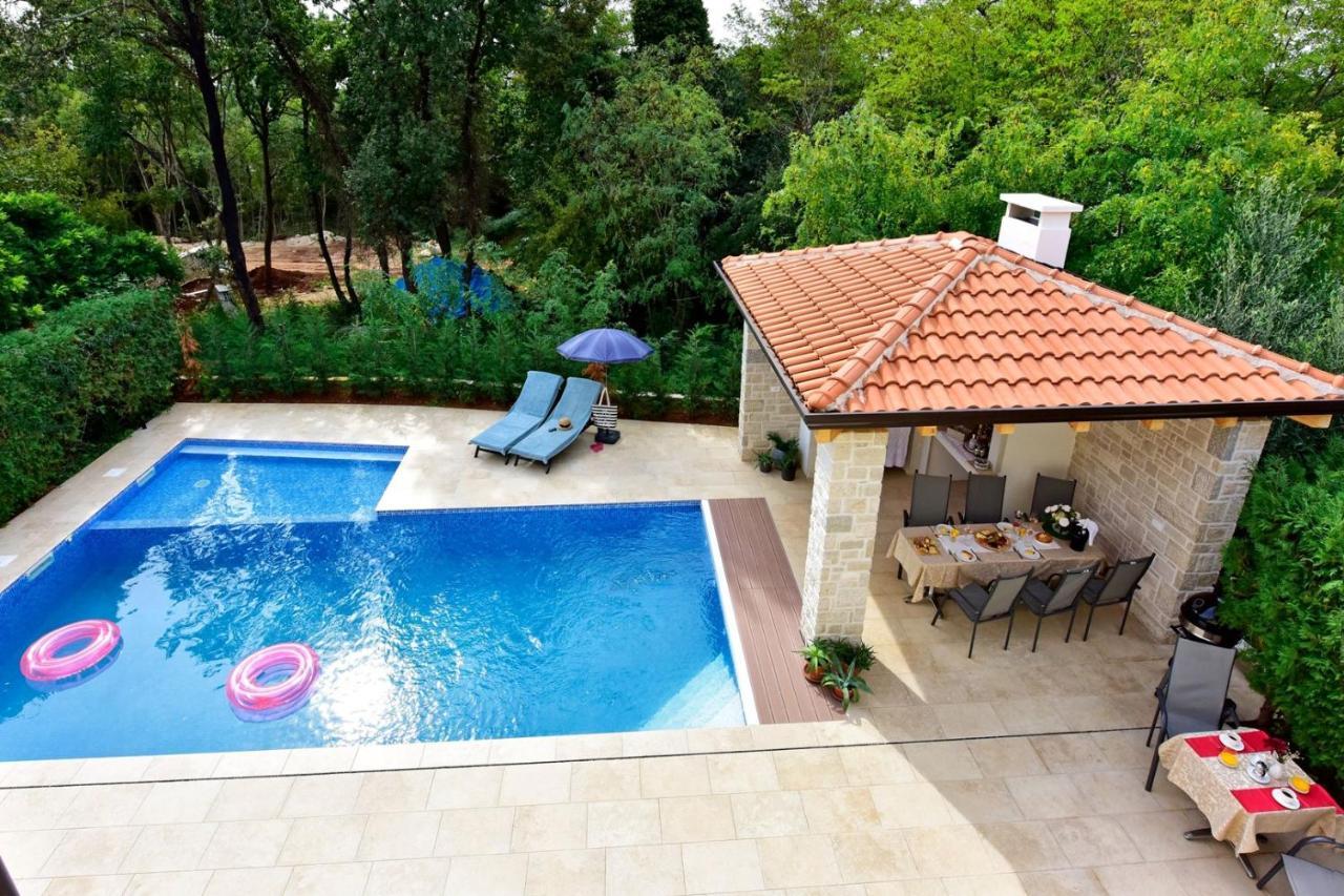 Apartments House Anna For Max 13 Persons In Porec, Pet Friendly Exterior foto